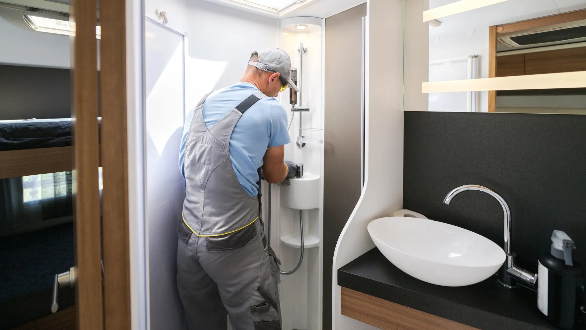 Dubai Handyman Services – Trusted Home Repairs by Fixxmasters